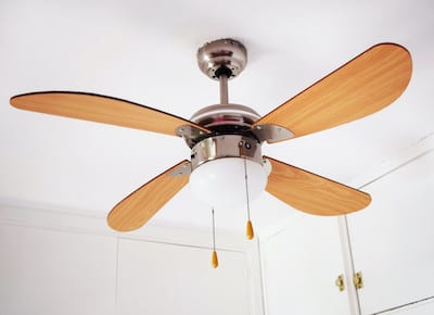how to clean ceiling fan blades