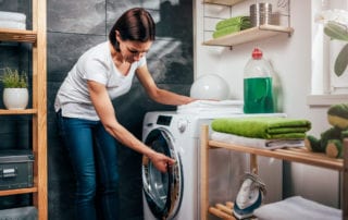 how to clean mold out of washing machine