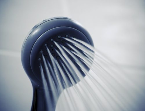 3 Simple Tips for Deep Cleaning a Shower